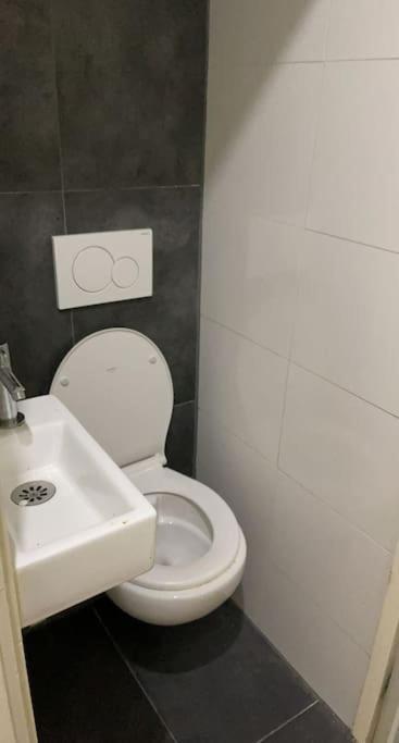 Lovely 1 Private Bedroom With Garden View 鹿特丹 外观 照片